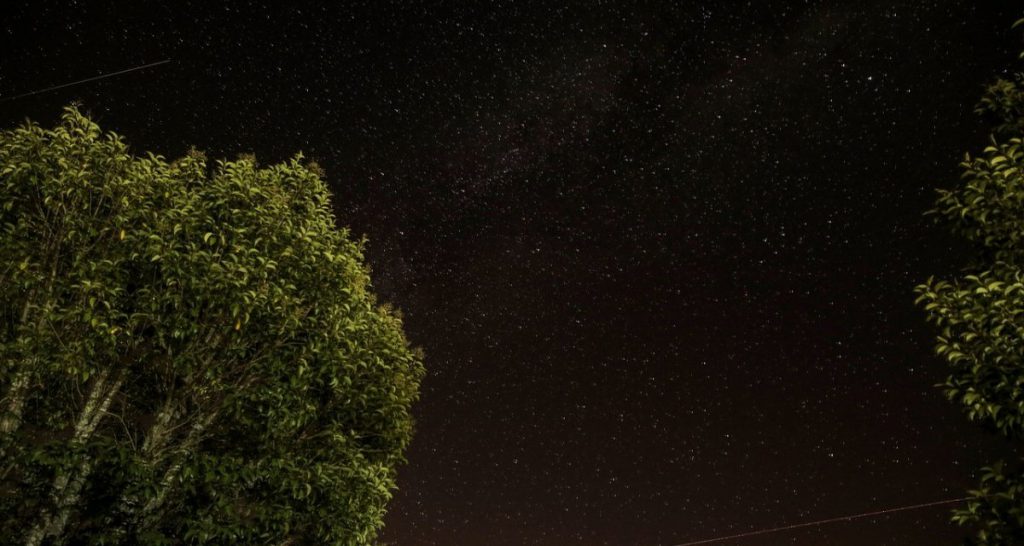 Astronomi avvertono: “Sono cadute quasi tutte le stelle”. A rischio la prossima notte di San Lorenzo - Lercio