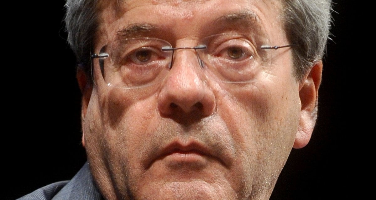 Lavoro, pronto piano da 4 miliardi. Gentiloni: "Ora mancano i 4 miliardi" - Lercio