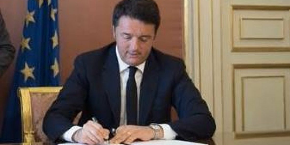 La Matita Per Sopracciglia Le Fa Cadere