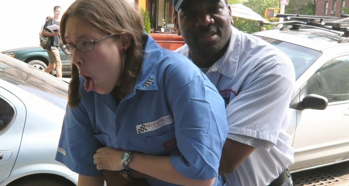 Esorcista libera uomo posseduto dal demonio con la manovra di Heimlich - Lercio