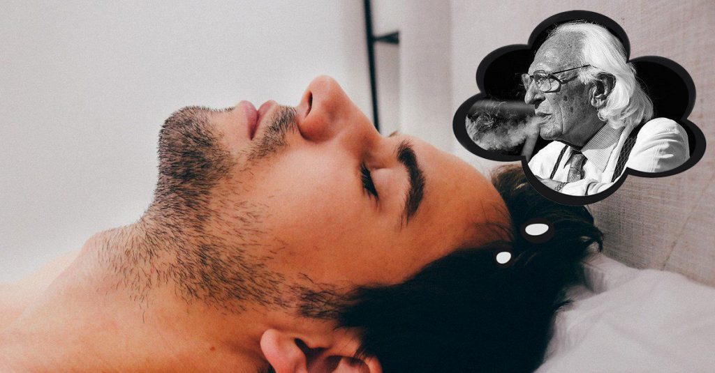 Gli appare in sogno Marco Pannella e gli rivela dove vendono il fumo migliore - Lercio