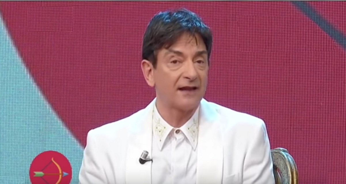 Sventato giro di tangenti zodiacali: mazzette a Paolo Fox per avere oroscopo migliore - Lercio