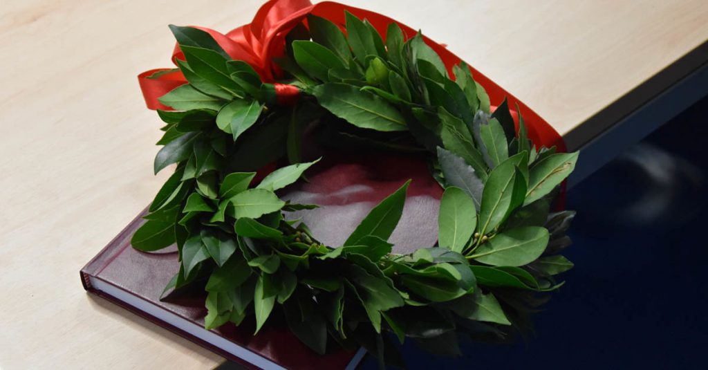 Trovata sostanza nelle foglie di alloro che impedisce di essere assunti - Lercio