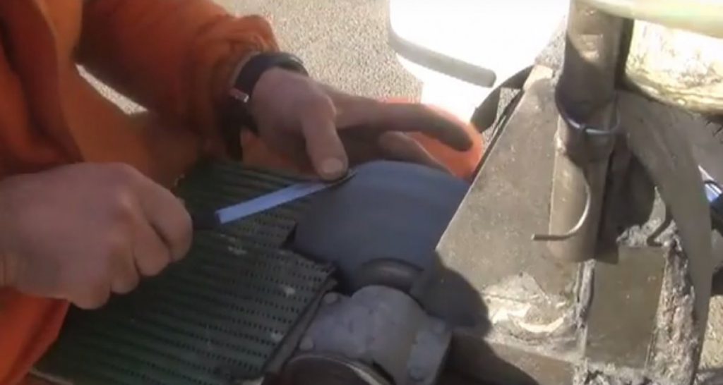 Sessismo, l'UE richiama l'Italia: “I vostri arrotini chiamino anche gli uomini” - Lercio