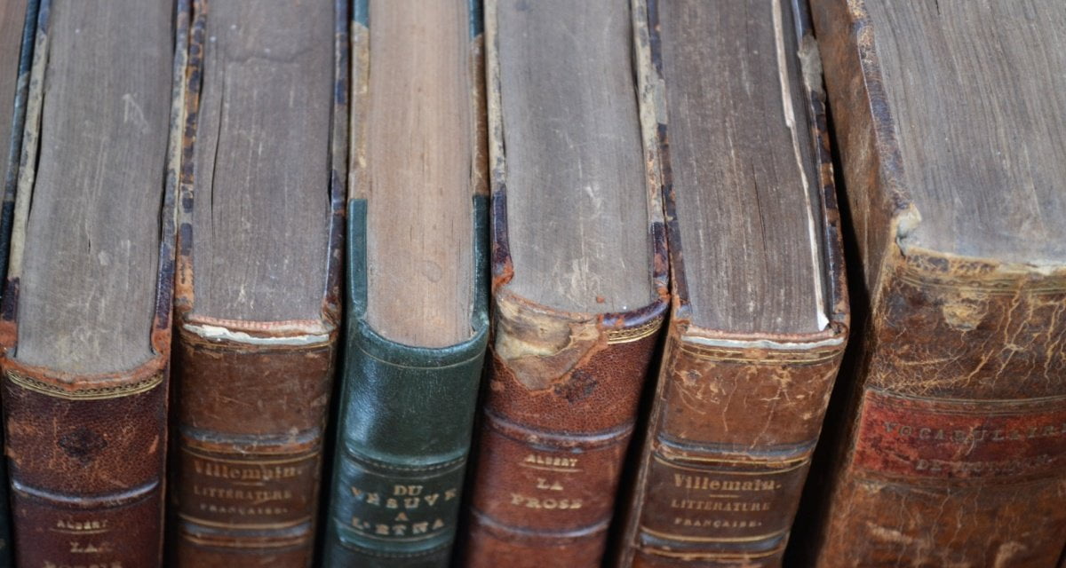 Appassionato di lingue morte si suicida per poterle parlare - Lercio