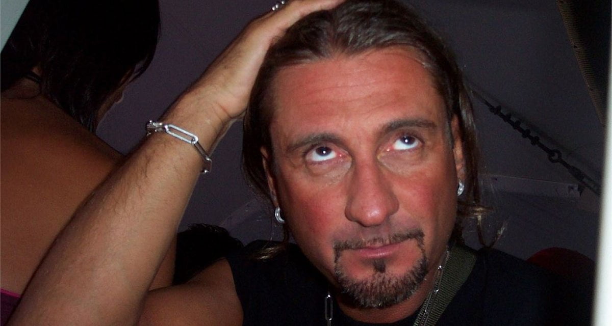 Squalificato da gara di rutti: trovato positivo alla Citrosodina - Lercio