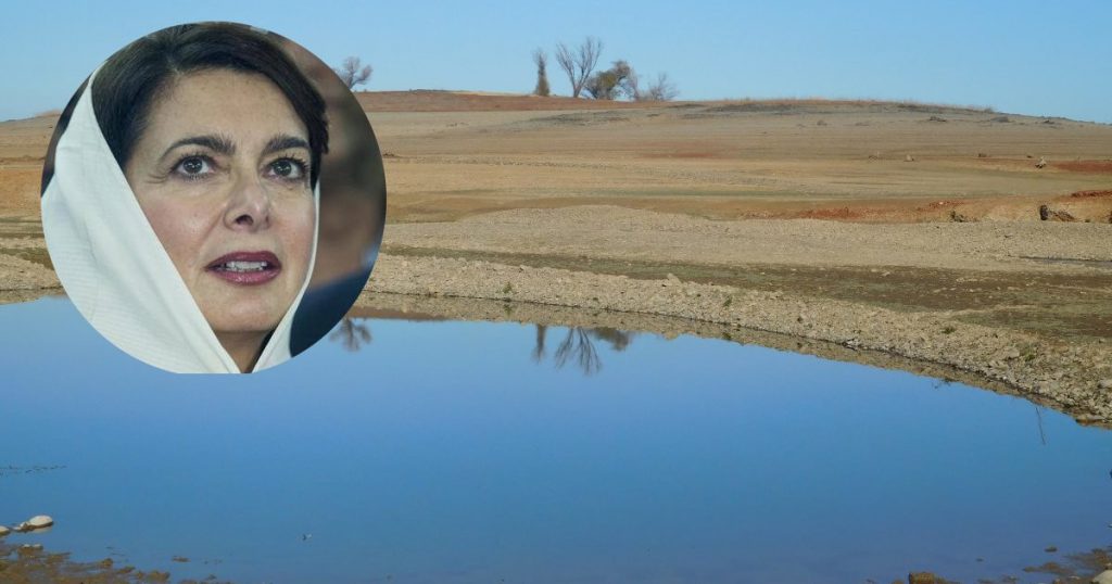 Boldrini: "Adoro la siccità, fa sentire a casa i miei amici africani" - Lercio