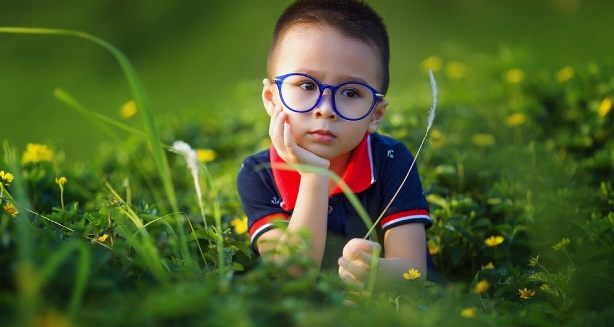Uomo abbandona il figlio di 4 anni solo per non dover andare all'Ikea a comprare una nuova cameretta - Lercio