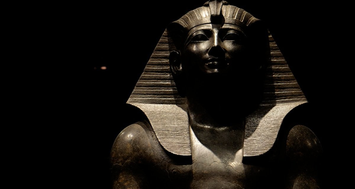 Direttore del Museo Egizio di Torino non accetta le critiche della Meloni e resuscita Imhotep - Lercio