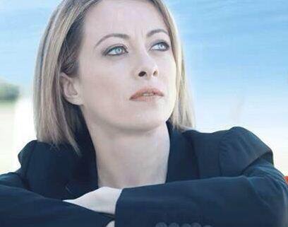 Giorgia Meloni contro gli sconti agli studenti che vanno nei musei: "Penalizzati gli ignoranti" - Lercio