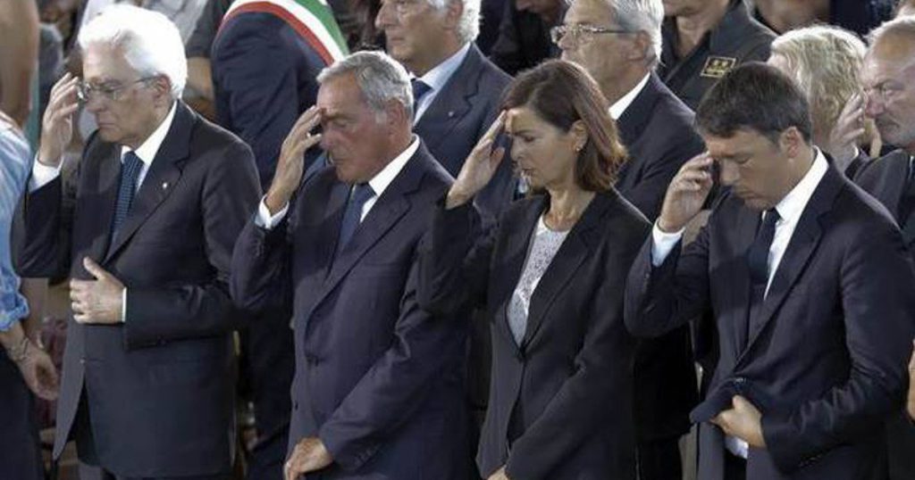 Istat: "Morire durante la campagna elettorale fa aumentare del 40% le presenze ai funerali" - Lercio