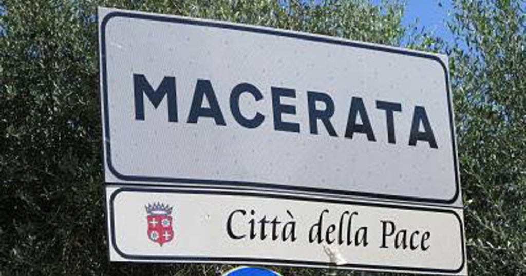 Macerata. Ragazzo spara a 6 razzisti, anziano spara a 6 ragazzi, dirigente INPS spara a 6 anziani - Lercio