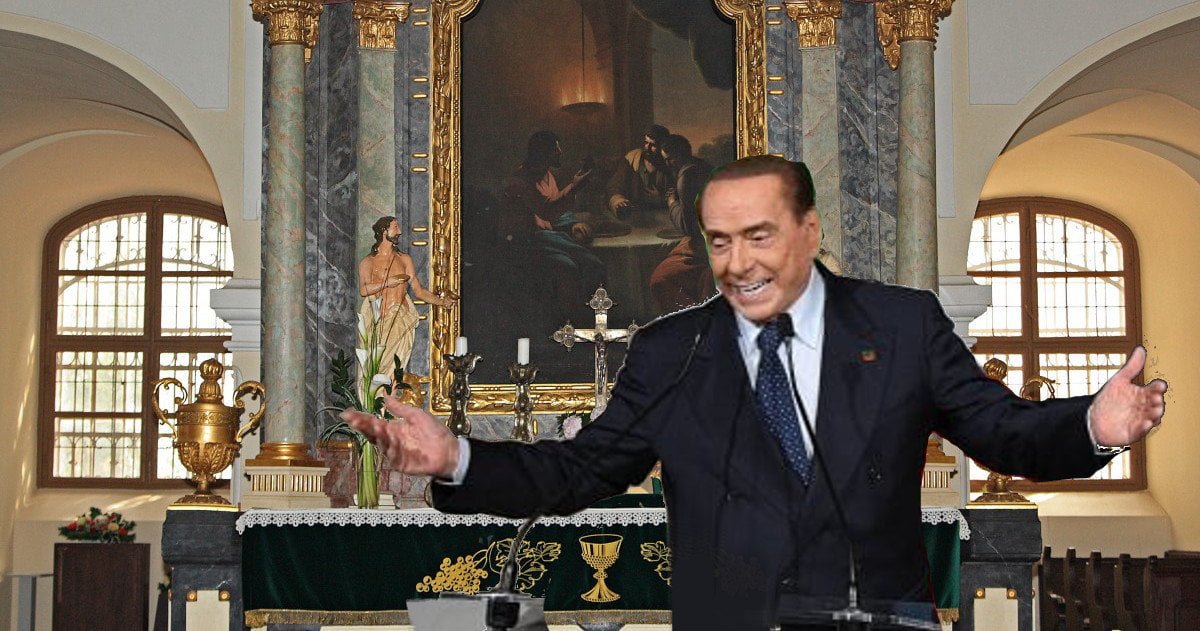 "Andate in pace...": Berlusconi scansa il parroco e continua la messa - Lercio