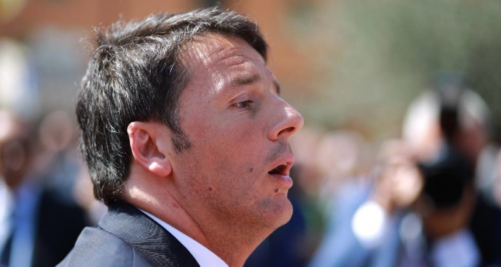 Renzi: "Non mi hanno mollato gli elettori, sono io che ho lasciato loro!" - Lercio