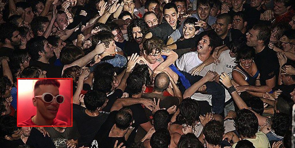 Sfera Ebbasta fa stage diving: il pubblico lo prende al volo e lo massacra di botte - Lercio