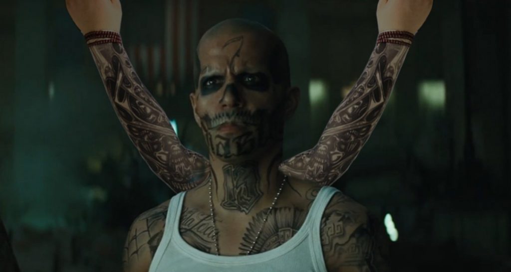 Patito dei tatuaggi finisce lo spazio e si fa trapiantare altre due braccia - Lercio