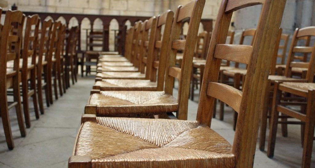 Direzione PD, sedia vuota si alza e se ne va durante l'intervento di Martina - Lercio