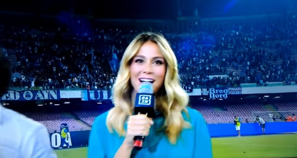 Abbonati DAZN lanciano class action: "A scatti anche le seghe su Diletta Leotta" - Lercio