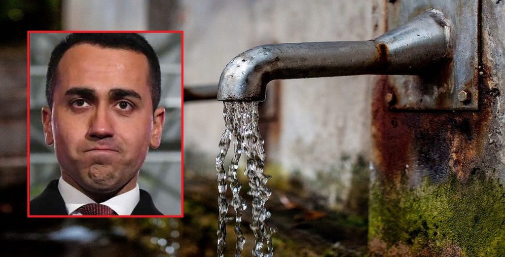 "È composto di acqua solo per il 60%": Di Maio espelle deputato M5S - Lercio