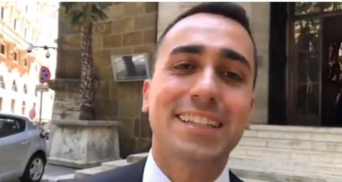 Di Maio promette: "Entro gennaio prossimo entreremo nel 2019" - Lercio