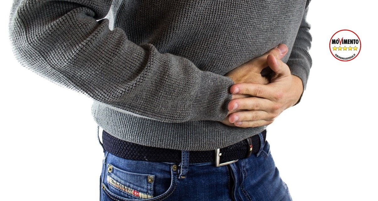 Elettore del M5S muore di occlusione intestinale dopo aver ingoiato anche l'accordo sull'Ilva - Lercio