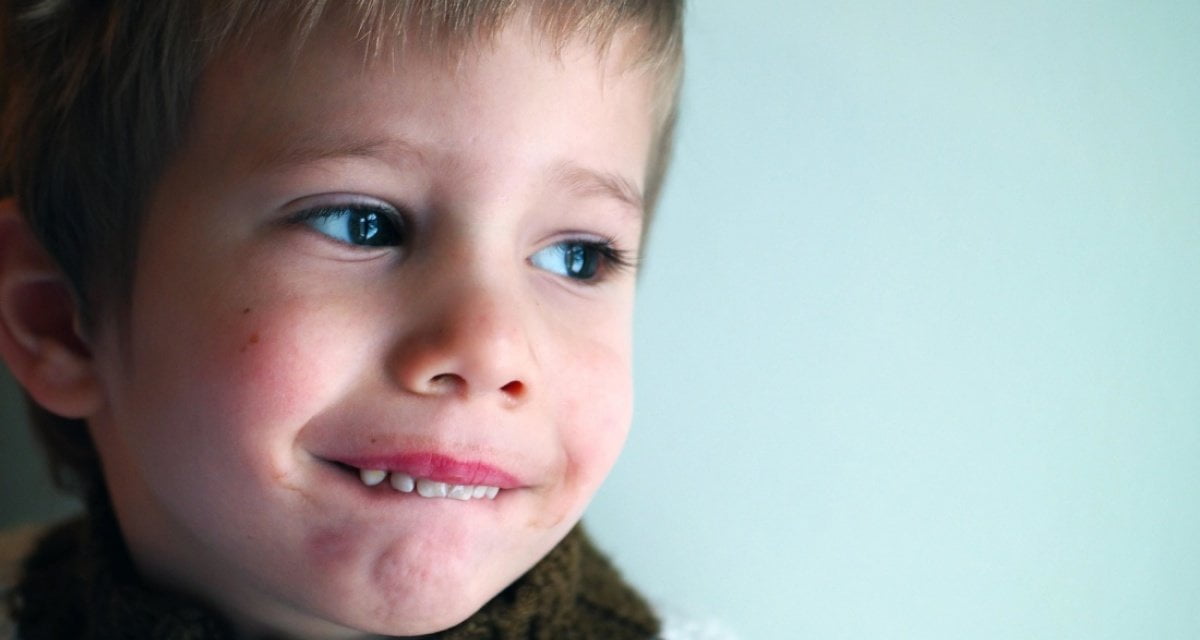 Francia. Nato il primo bambino senza la erre moscia - Lercio