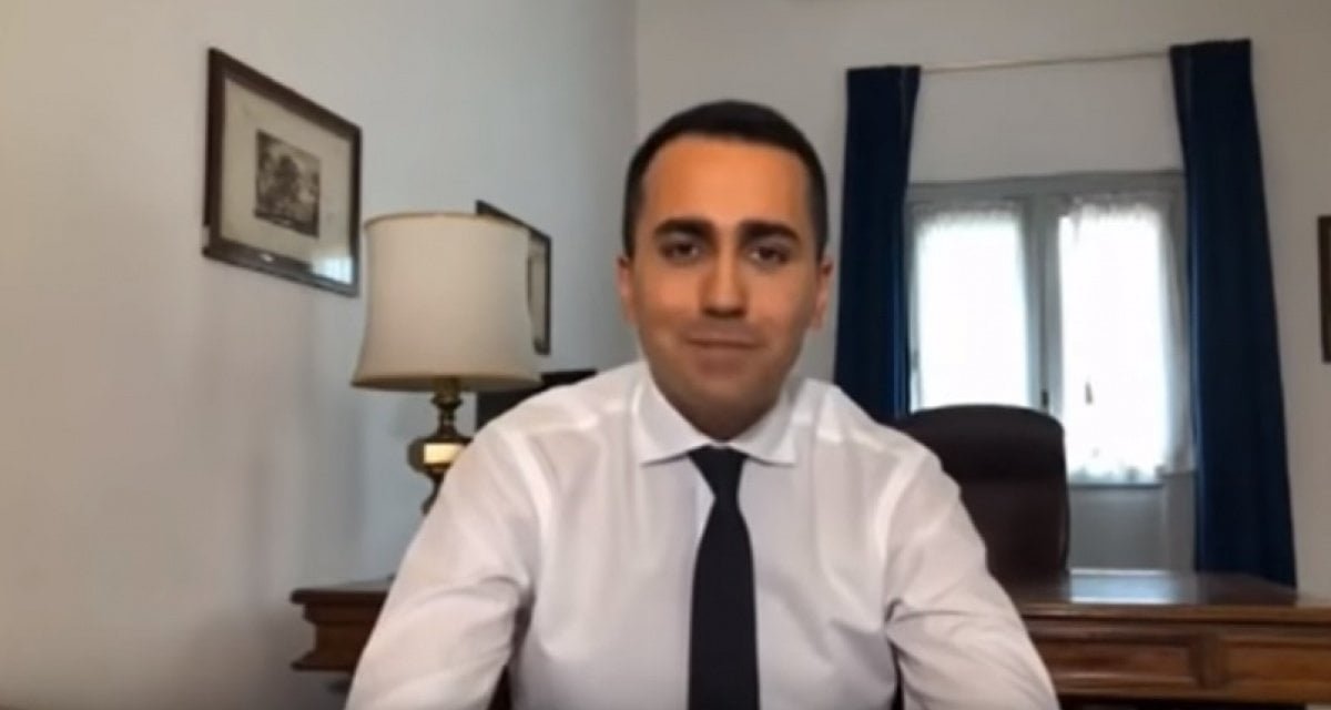 #ManovraDelPopolo. Di Maio esulta: "Nessuno prima di noi aveva realizzato così tanti hashtag!" - Lercio