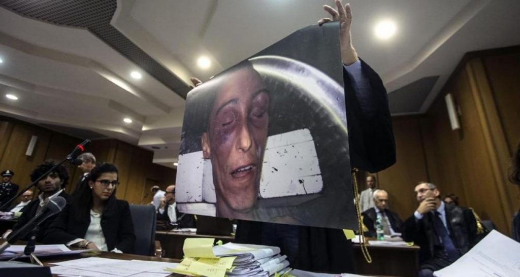 Caso Cucchi, carabiniere confessa: "Dopo nove anni ho finalmente capito la domanda" - Lercio