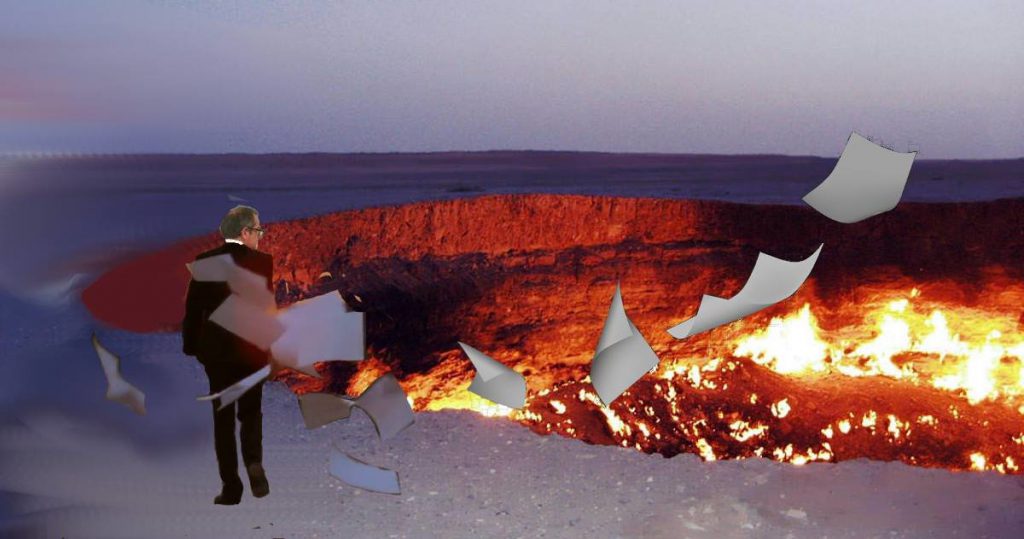 Il ministro Tria distrugge il debito pubblico gettandolo nel Monte Fato - Lercio