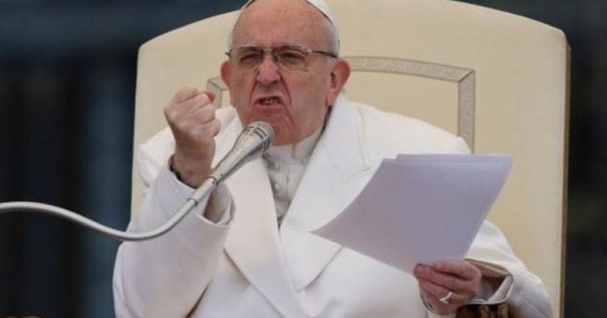 Papa Bergoglio: "Masturbarsi è come assoldare 20 milioni di sicari!" - Lercio