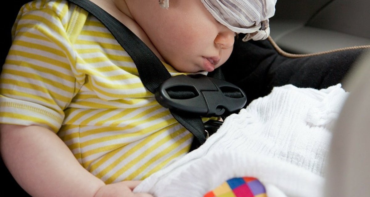 Roma. Salvato dal seggiolino anti abbandono ma muore di pertosse due mesi dopo - Lercio