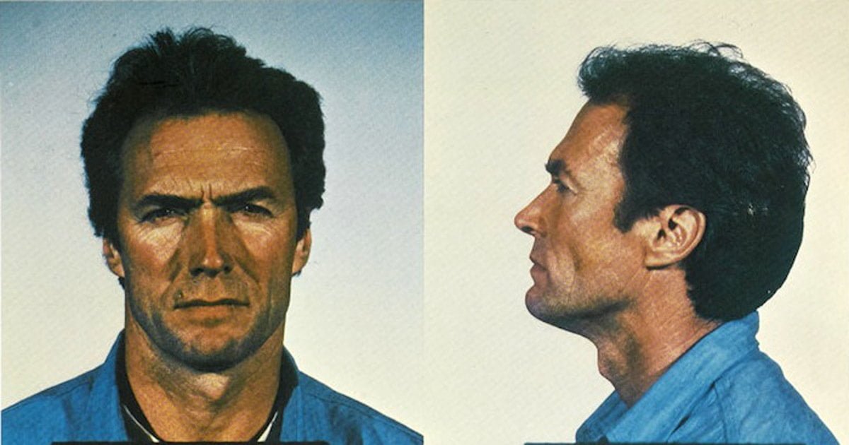 Vince il premio di miglior latitante, va a ritirarlo e glielo revocano - Lercio