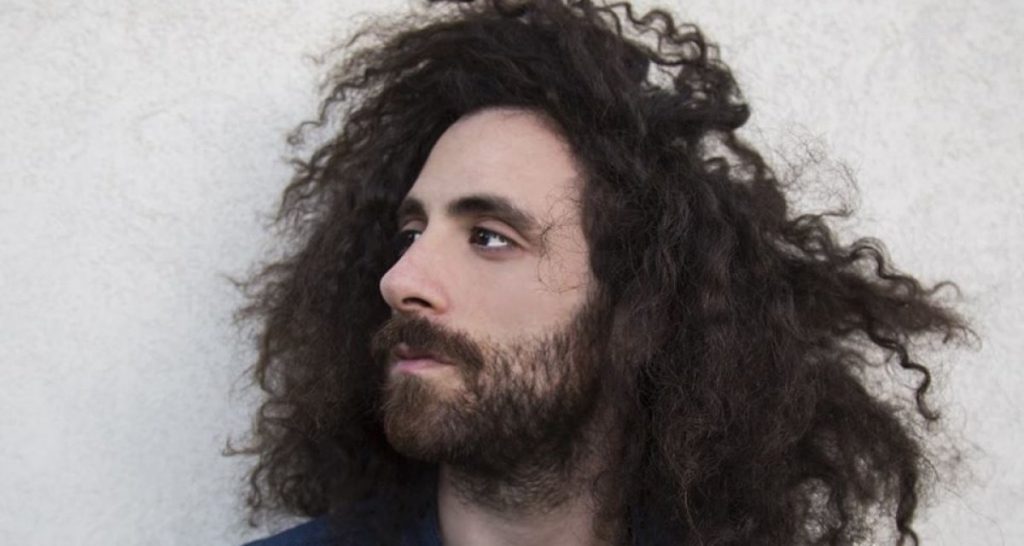 "È finita la pacchia!" Gio Evan mollato dalla ragazza con una frase di Salvini - Lercio