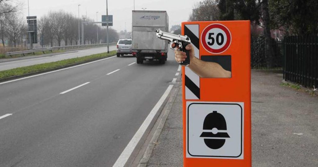 Decreto Sicurezza: autovelox potranno sparare a chi supera i limiti di velocità - Lercio