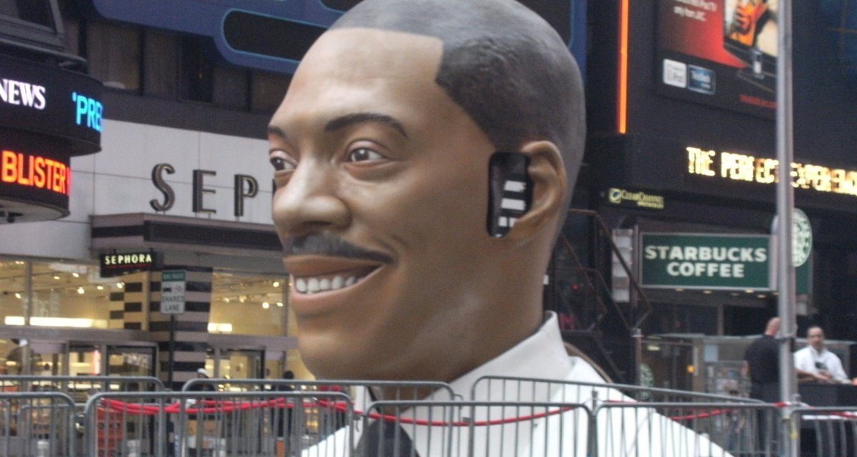 Eddie Murphy confessa: "Anche a me "Una poltrona per due" ha rotto il cazzo" - Lercio