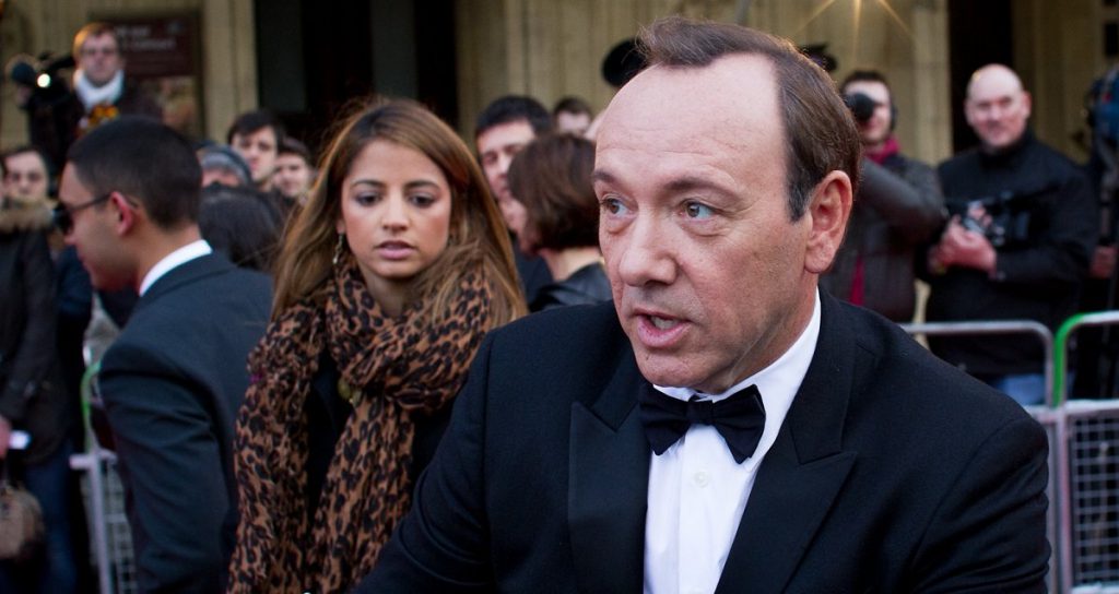 Molestie, Kevin Spacey si proclama innocente e vince l'Oscar come miglior attore protagonista - Lercio
