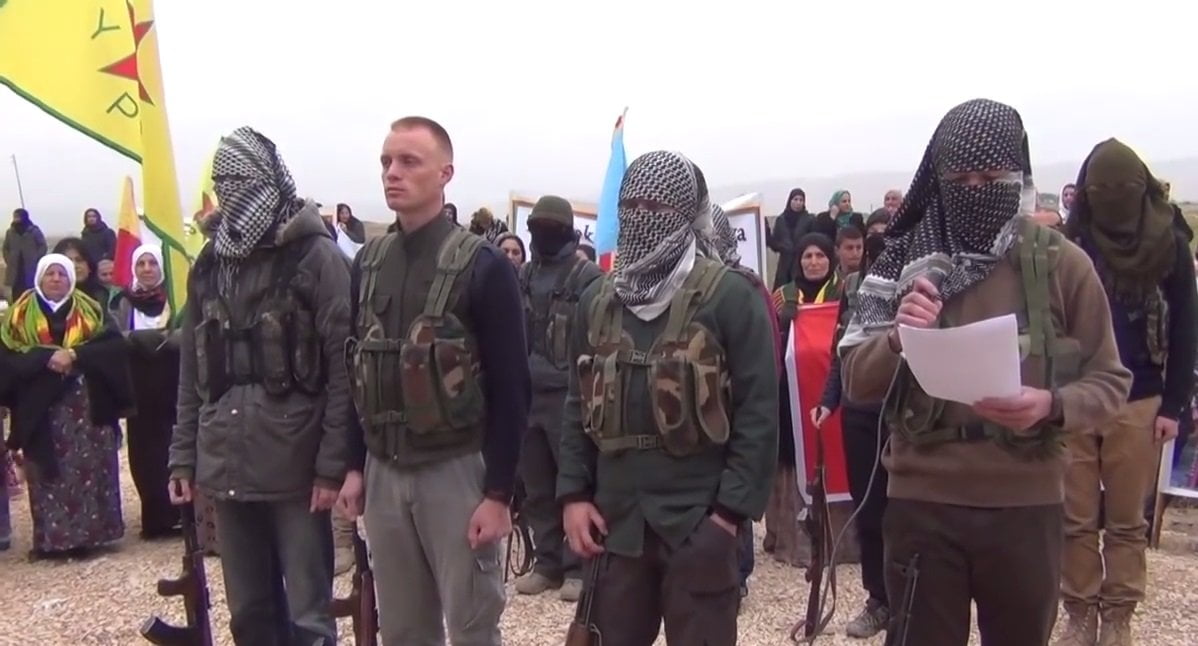 Siria. Gruppo di rievocazioni storiche mette in scena conflitto della settimana scorsa - Lercio