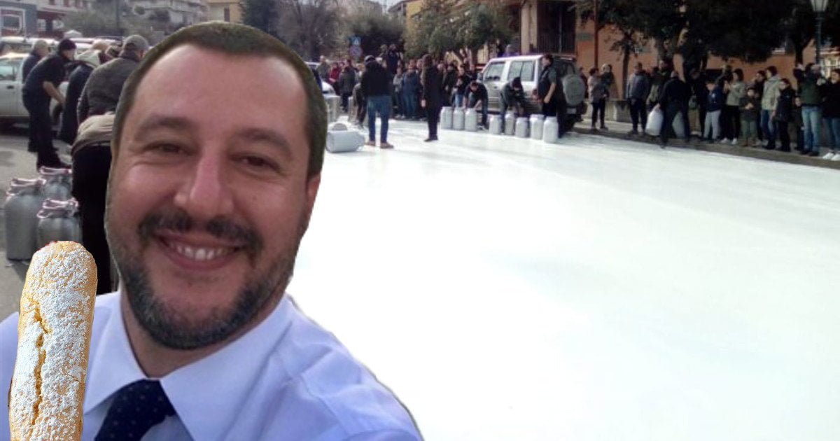 Sardegna, Salvini scatta un selfie mentre puccia un biscotto nel latte versato dai pastori - Lercio