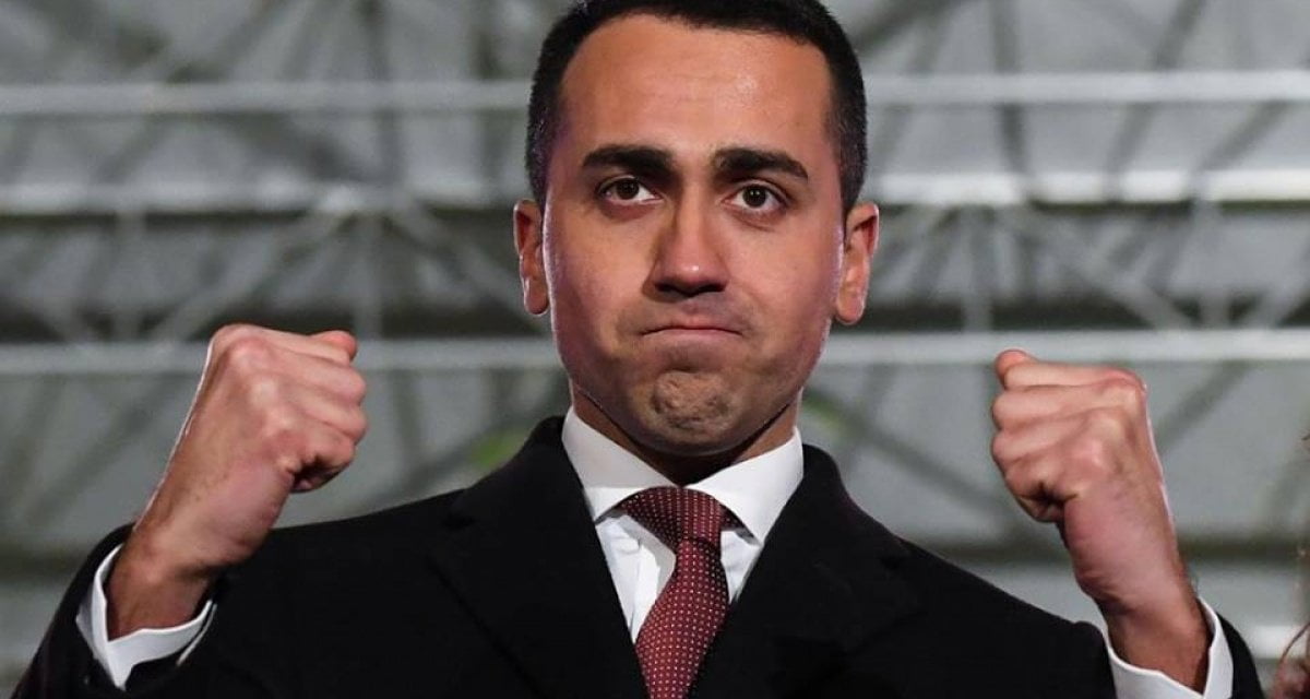 Tav, Di Maio: "Necessari ulteriori studi, ho appena scoperto che la 'T' sta per treno" - Lercio