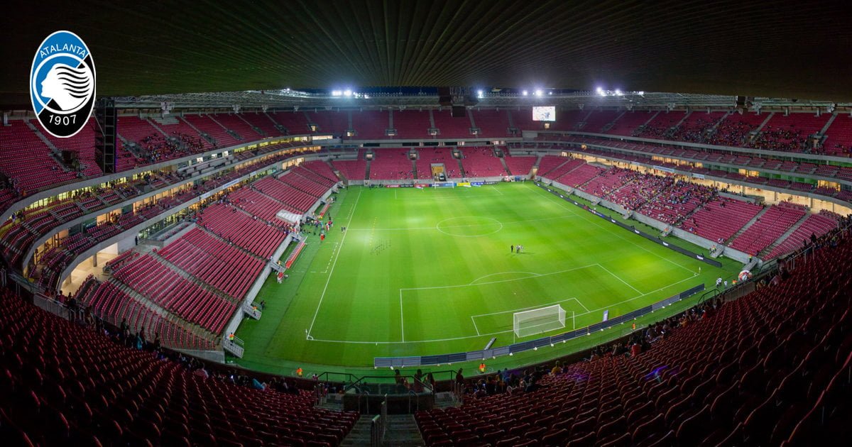 Bergamo, tifosi dell'Atalanta demoliscono lo stadio e lo ricostruiscono migliore - Lercio