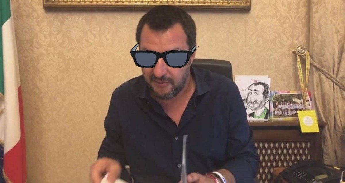 Furbetti del cartellino: impiegato si fingeva Salvini da 10 anni per non andare al lavoro - Lercio