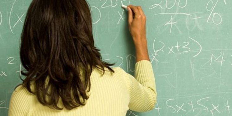 Differenza Tra Calcolatrice Scientifica E Normale