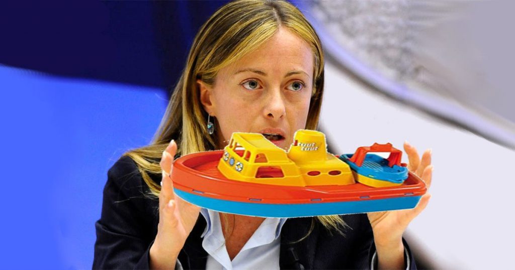 Giorgia Meloni vede la figlia giocare nella vasca con una barchetta e gliela affonda - Lercio