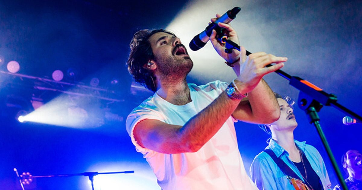 Boom di vendite degli album dei Thegiornalisti dopo il sì della Consulta al suicidio assistito - Lercio