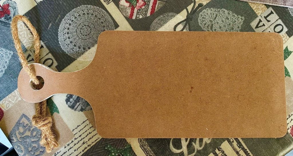 Caseificio napoletano inventa l'emmental composto solo di buchi - Lercio