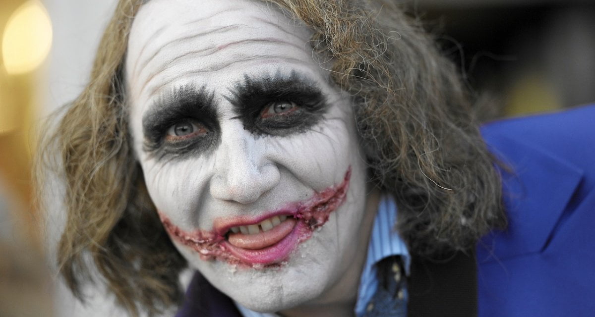 Lucca Comics. Nuova ordinanza: i cosplay di Joker circoleranno a giorni alterni - Lercio