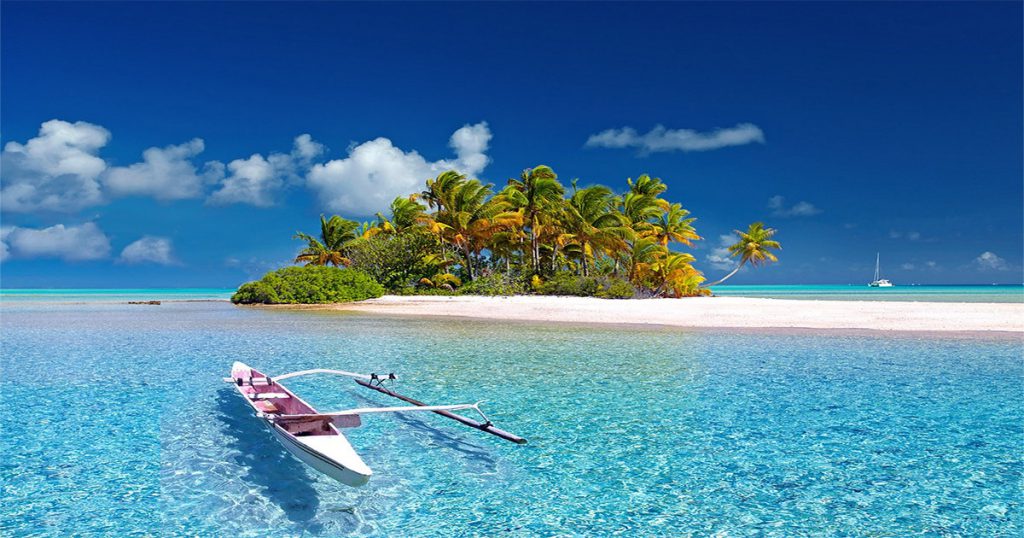 Mode tra i giovani: al primo posto i trentenni che fingono di potersi permettere le vacanze - Lercio