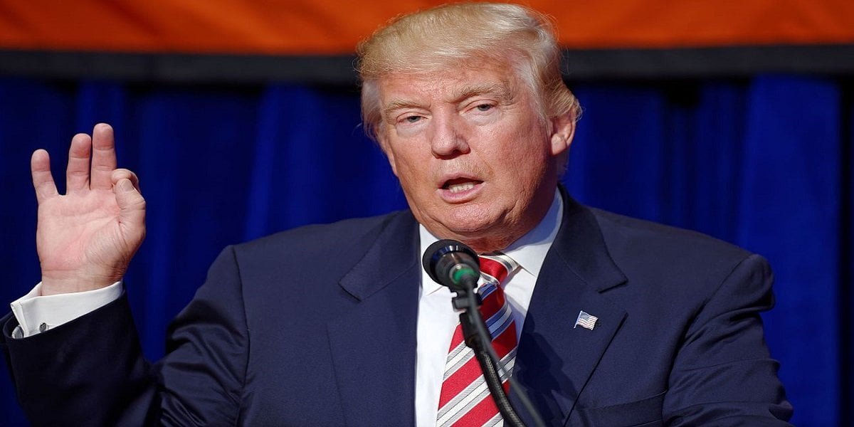 Trump: "Niente aiuti all'Africa, nel XVIII secolo ci inviò schiavi pigri" - Lercio