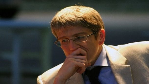 Moglie di Mario Giordano svela il segreto della durata del loro rapporto: "Sono sorda" - Lercio