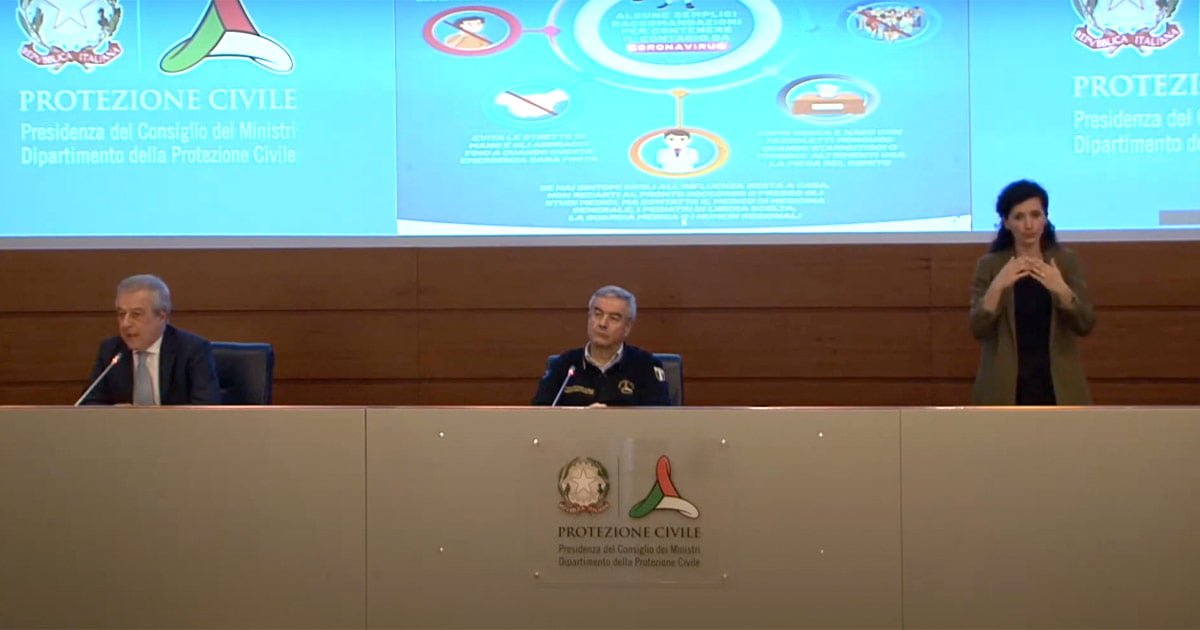 conferenza stampa locatelli